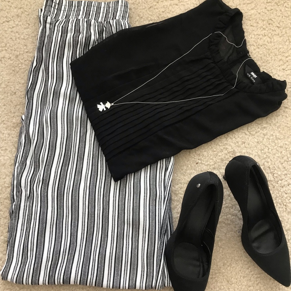 Apt. 9 Stripped loose pants